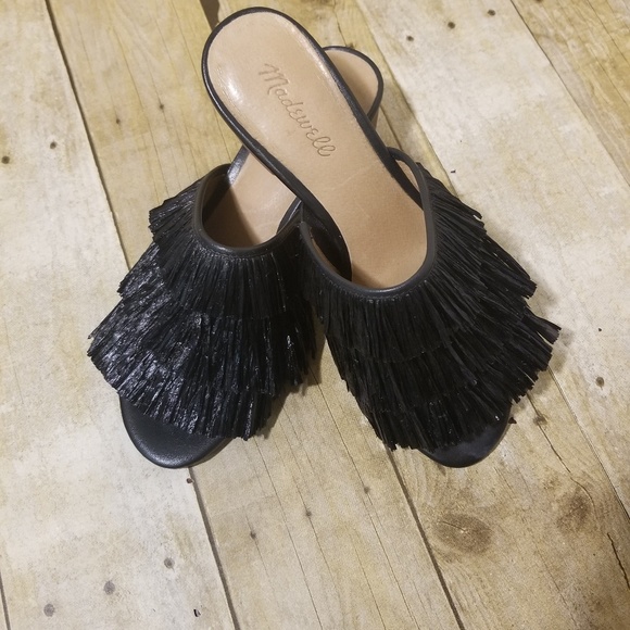 Madewell Devon Fringe Sandal - Picture 2 of 8